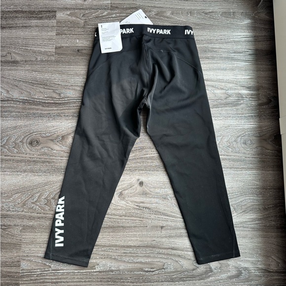 IVY PARK leggings NEW size L - Picture 4 of 6
